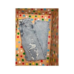 Pacsun 90’s Boyfriend High Rise Ripped Jeans